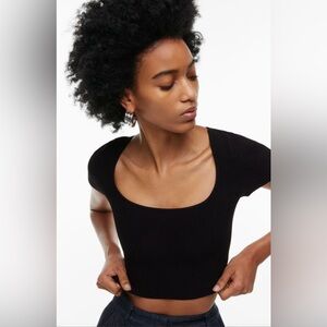 Aritzia (Babaton) Sculpt Knit Squareneck Top